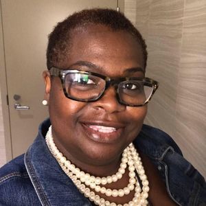 Meet your Posher, Tandra